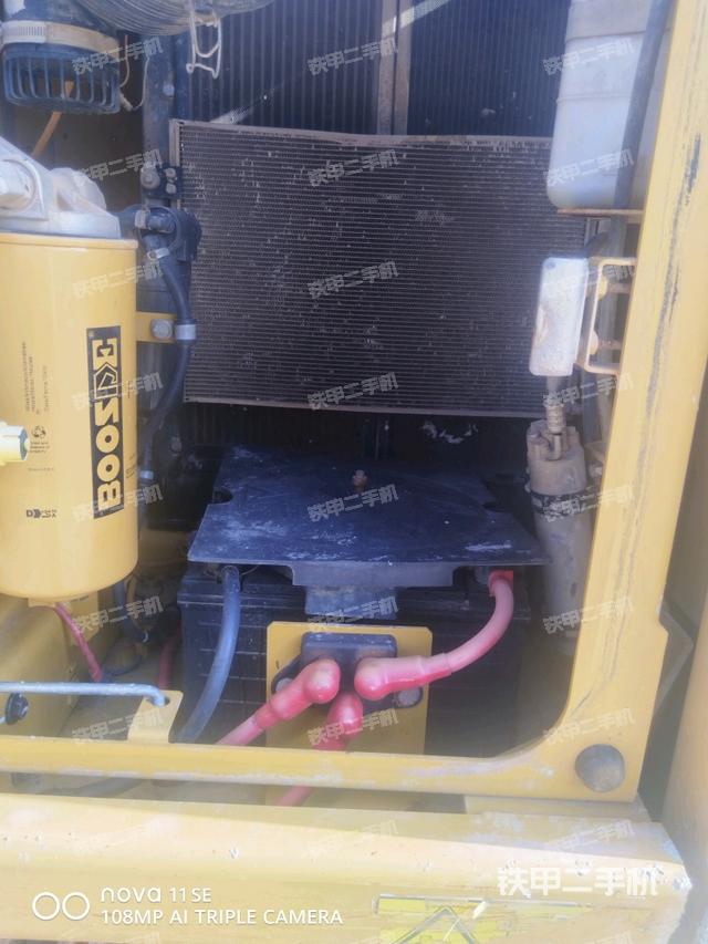 電瓶（大件艙室）