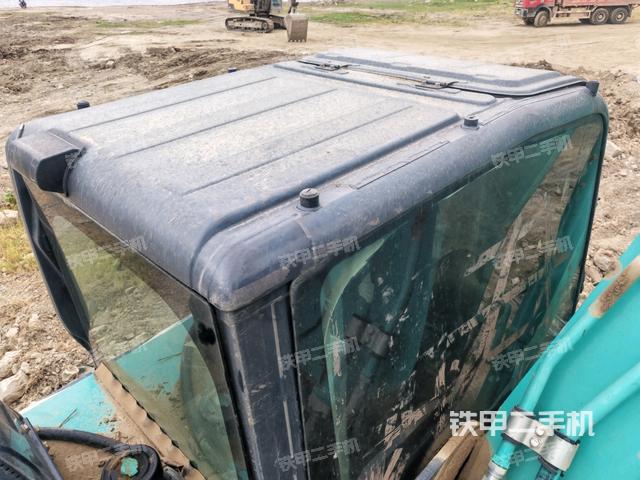 驾驶室顶部俯视（上车部件）