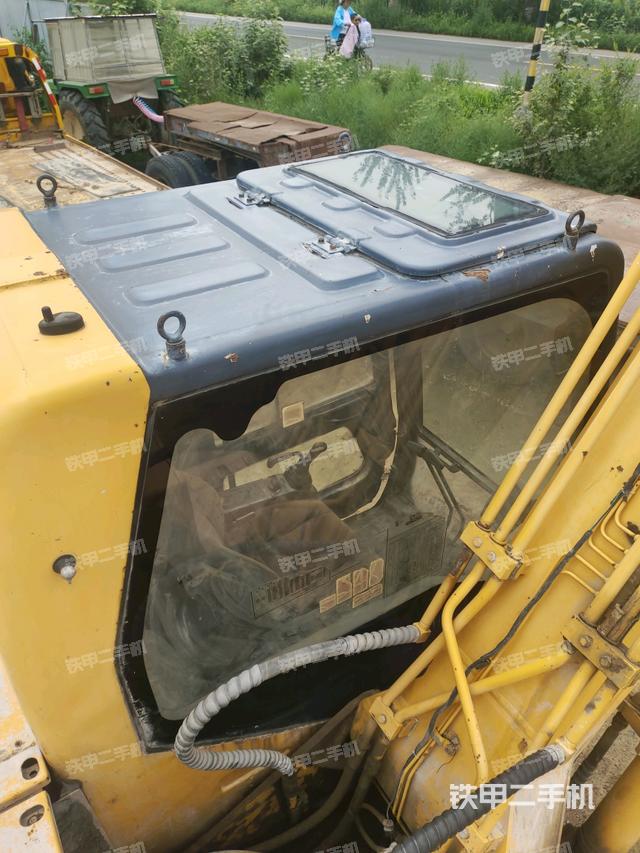 驾驶室顶部俯视（上车部件）