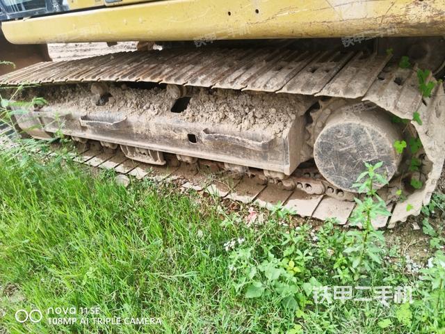 左侧履带整体 （行走机构）