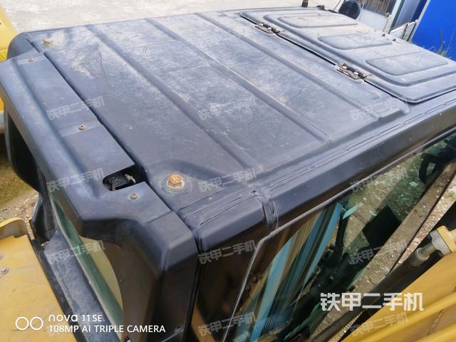 驾驶室顶部俯视（上车部件）