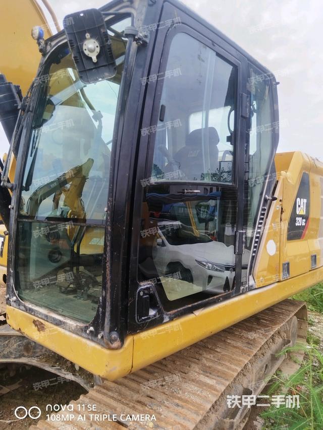 驾驶室左前45度（驾驶室部分）