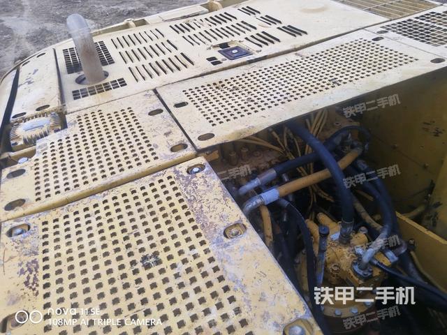 驾驶室顶部俯视（上车部件）