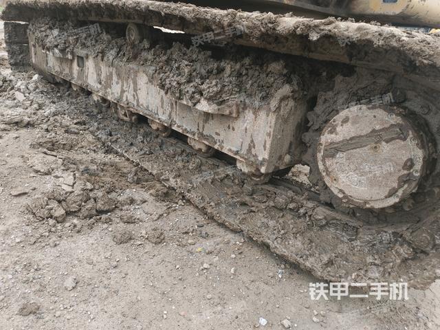 左侧履带整体 （行走机构）