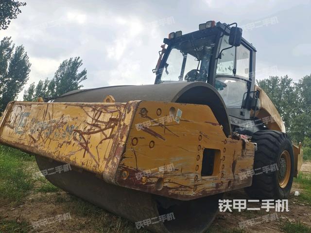 柳工CLG6626E(單驅(qū))壓路機(jī)
