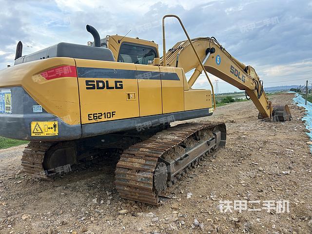 整機(jī)右后45°(整機(jī)外觀(guān)) 整機(jī)右后45°(整機(jī)外觀(guān))