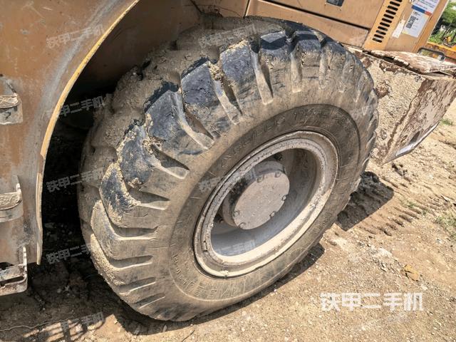 右后轮（行走机构）