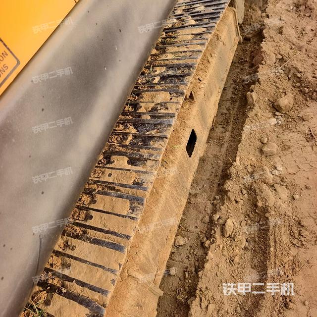 单侧履带整体（整机外观）