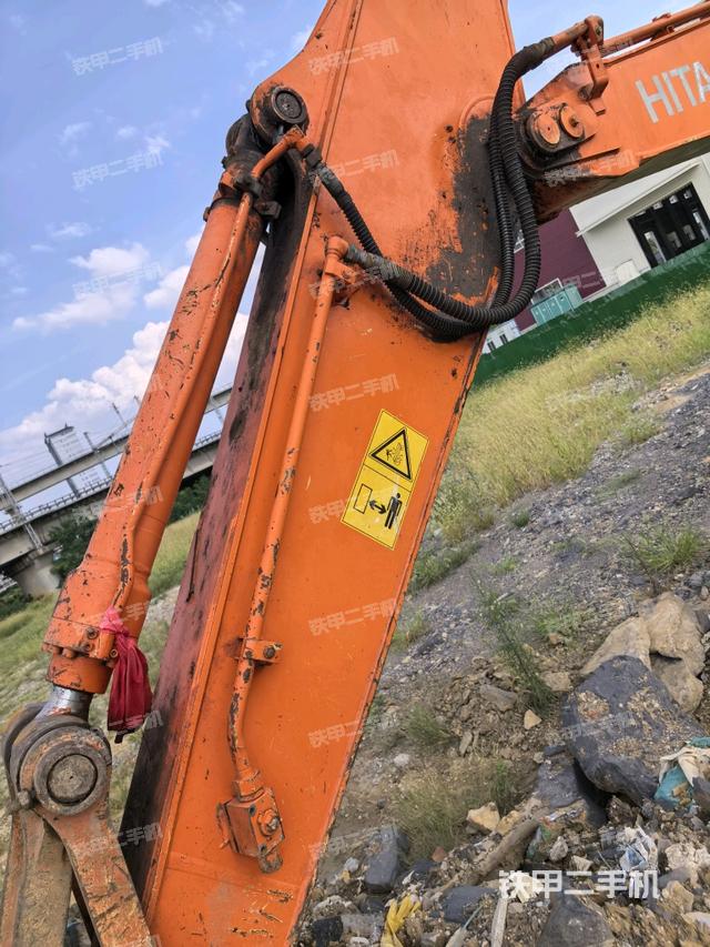 小臂整體左后（工作和回轉(zhuǎn)裝置）