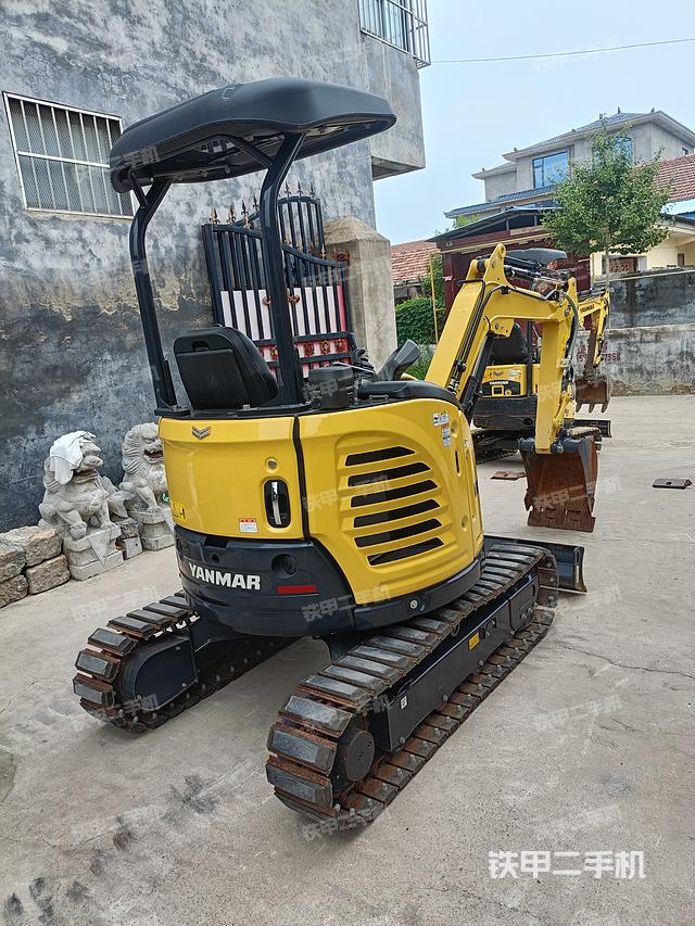 整機右后45°（整機外觀）