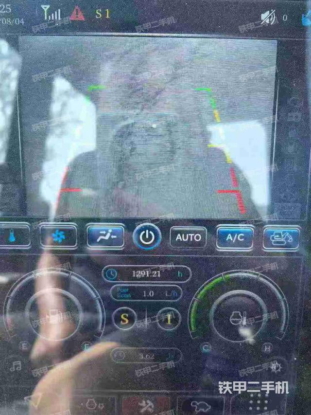 单侧履带整体（整机外观）