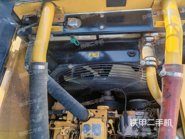 回轉(zhuǎn)馬達（上車部件）