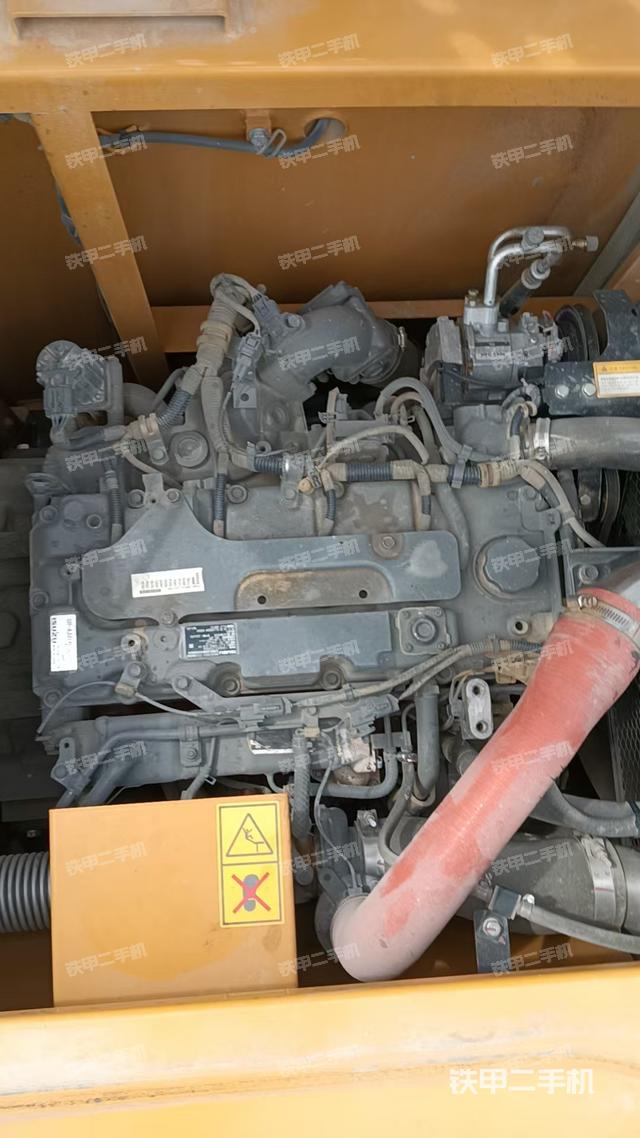 发动机整体俯视（整机外观）