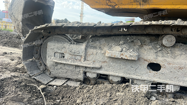 单侧履带整体（整机外观）