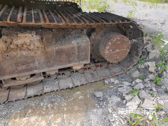 右驱动轮（行走机构）