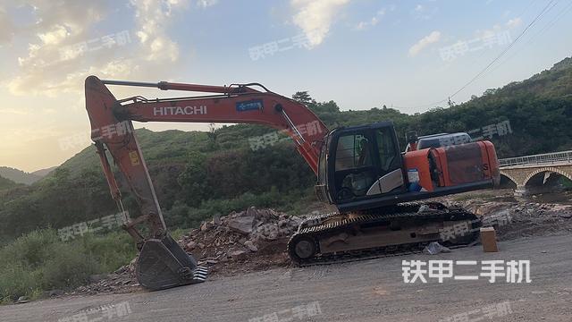 单侧履带整体（整机外观）