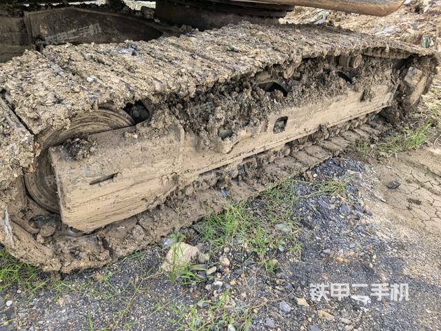 右側(cè)履帶整體（行走機構(gòu)）