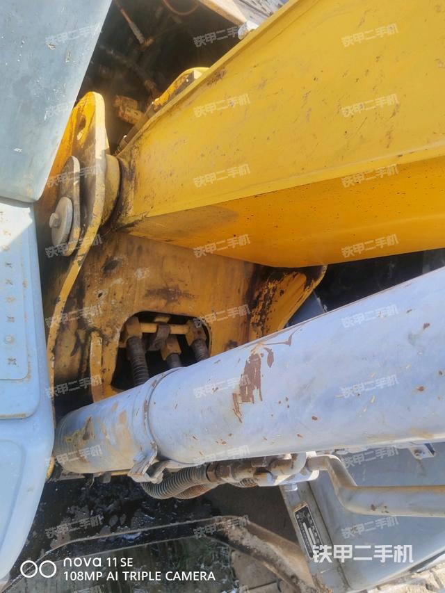 大臂根部 斜视（工作和回转装置）