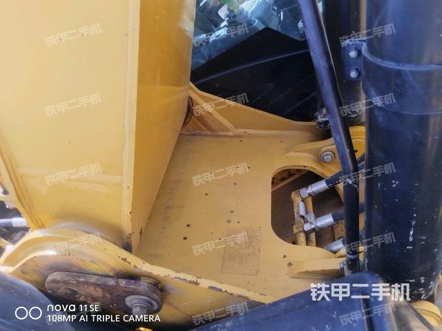 大臂根部 斜视（工作和回转装置）