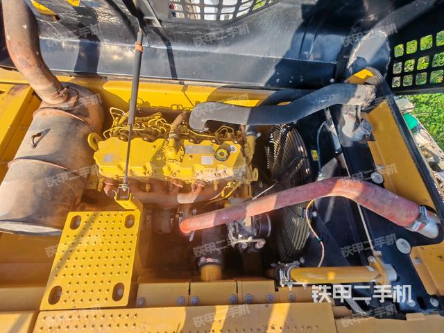 发动机整体俯视（整机外观）