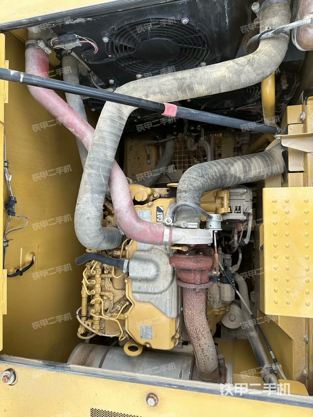 发动机整体俯视（整机外观）