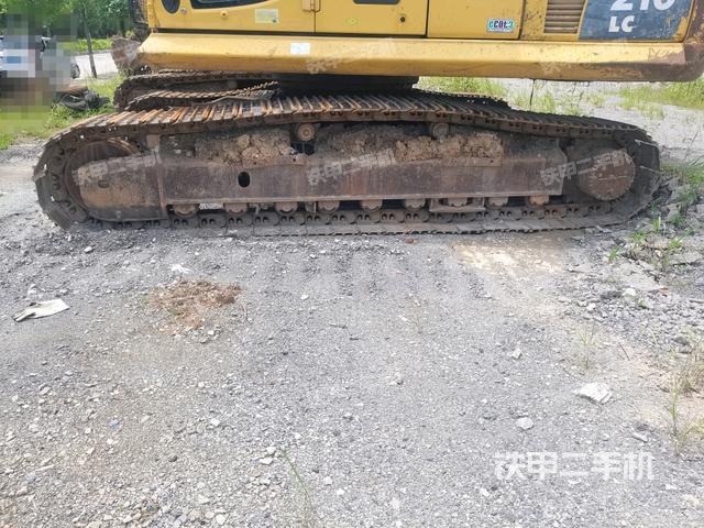 左侧履带整体 （行走机构）