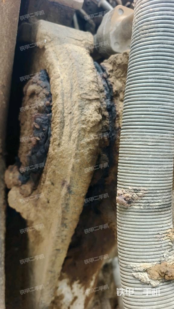 大臂根部 斜视（工作和回转装置）