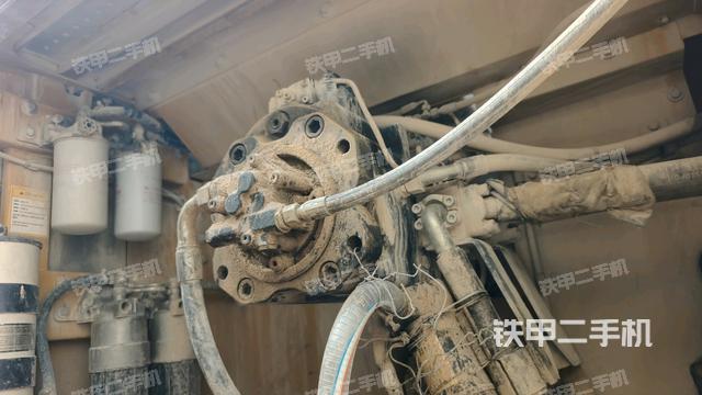 液压泵斜45 左（大件舱室）