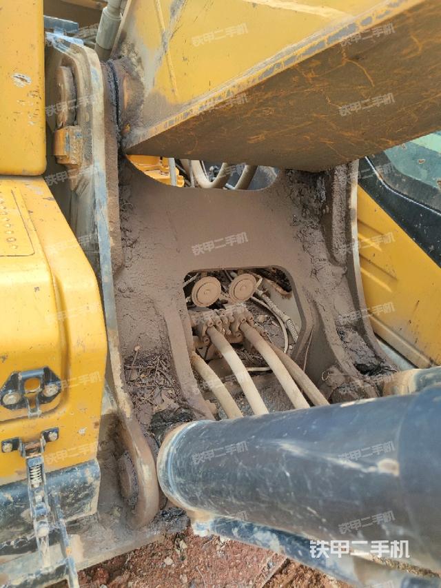 大臂根部?斜視（工作和回轉(zhuǎn)裝置）