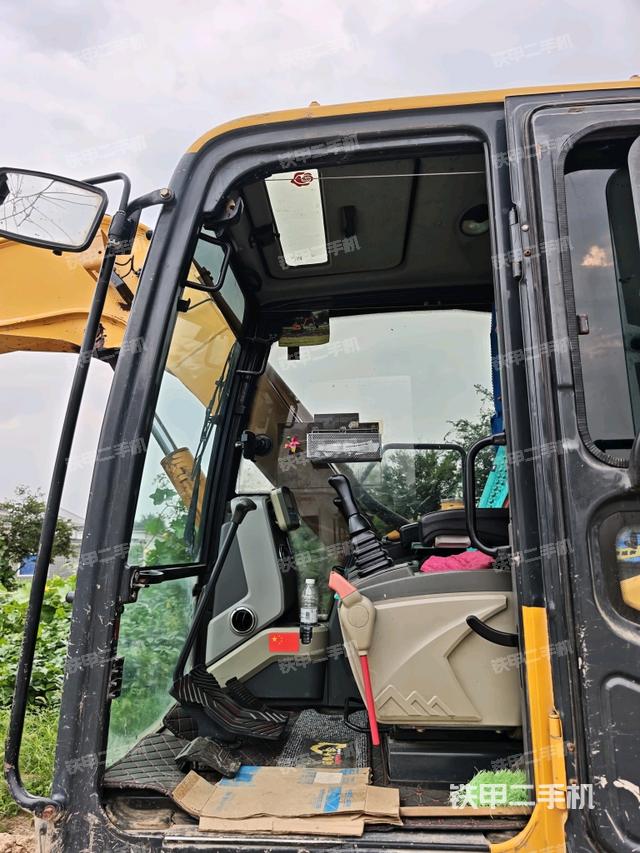 顶棚整体（驾驶室部分）