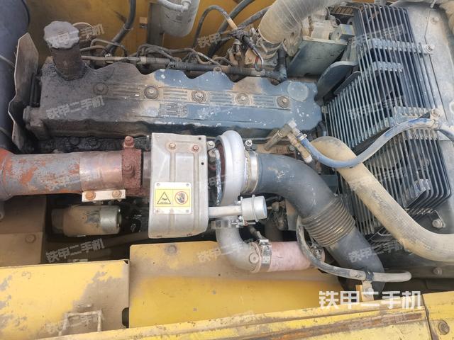 气门室盖螺丝特写（上车部件）