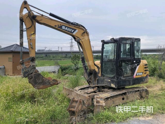 三一重工SY55C挖掘機