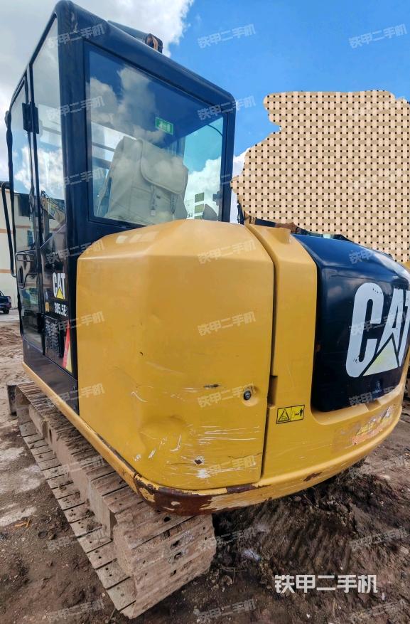 整機(jī)右后45°(整機(jī)外觀) 整機(jī)右后45°(整機(jī)外觀)