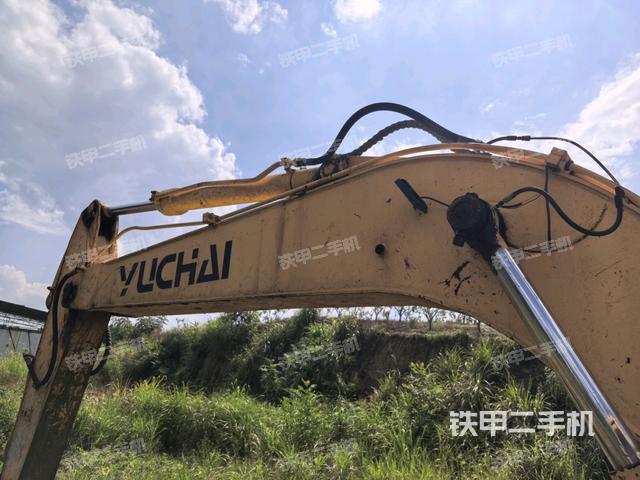 铲斗右后整体（工作和回转装置）