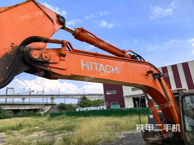 大臂整體?右側(cè)（工作和回轉(zhuǎn)裝置）