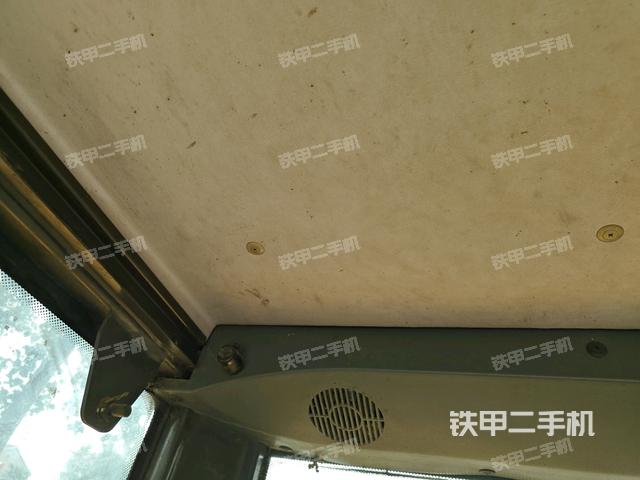 座椅左側(cè)控制臺/音響/含左手柄（駕駛室部分）