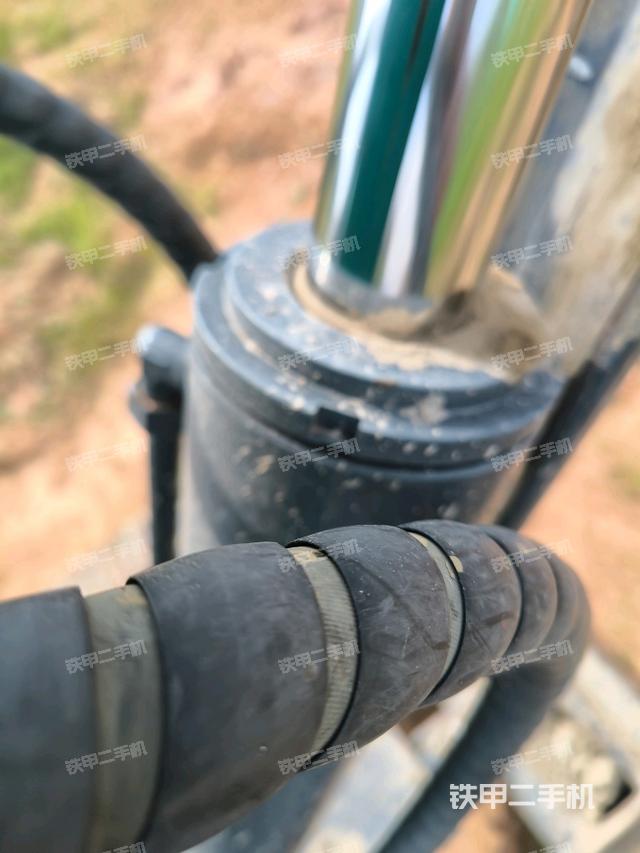 大臂整体 右侧（工作和回转装置）