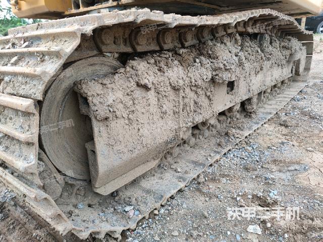 左侧履带整体 （行走机构）