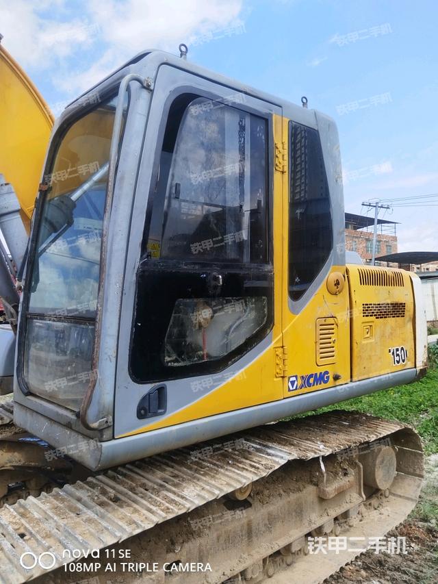 驾驶室左前45度（驾驶室部分）