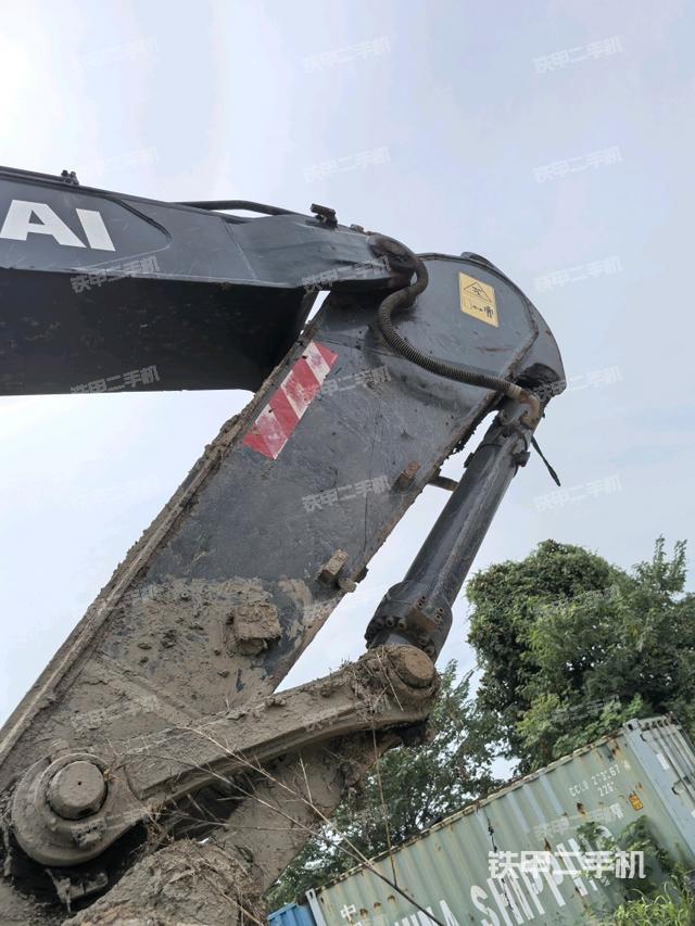 小臂整体左后（工作和回转装置）