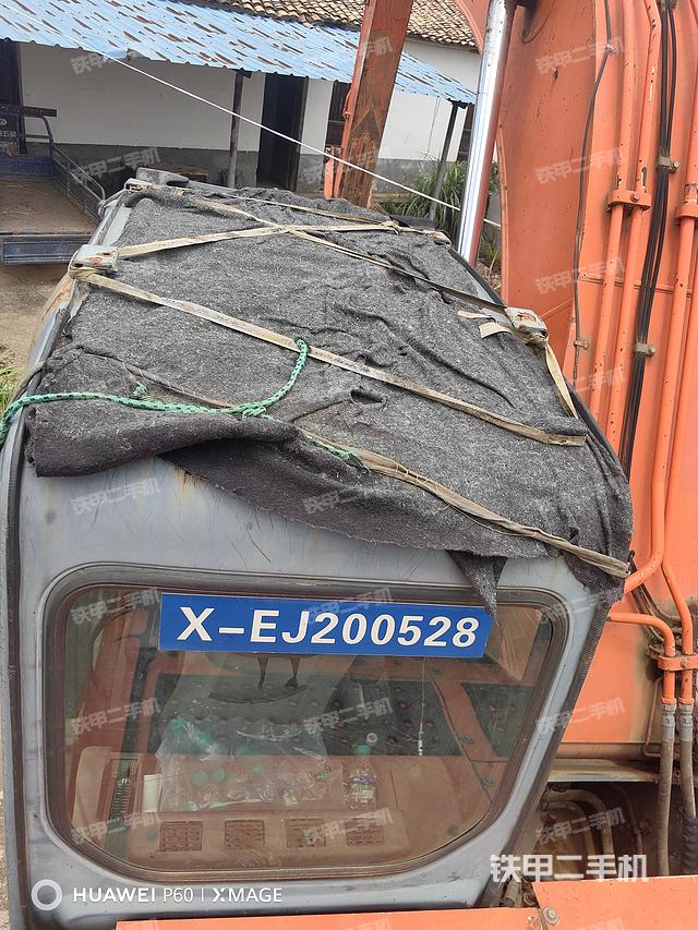 駕駛室頂部（整機(jī)外觀）