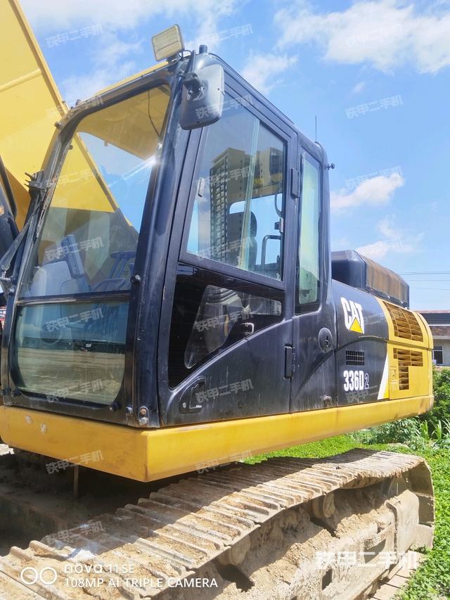 驾驶室左前45度（驾驶室部分）