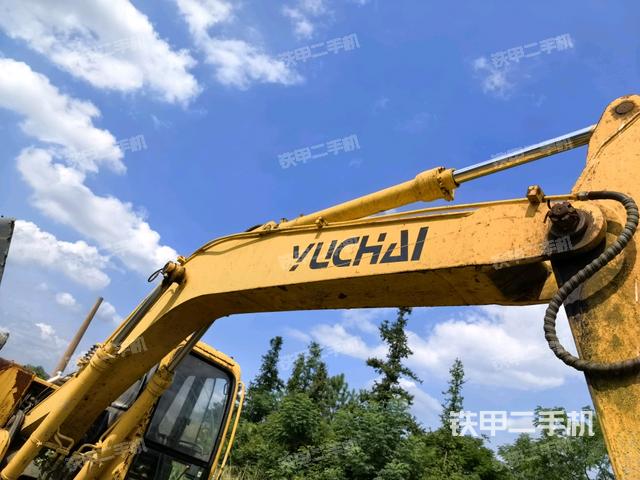 大臂整体 右侧（工作和回转装置）