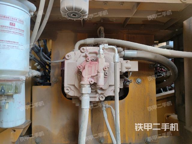 液压泵斜45 左（大件舱室）