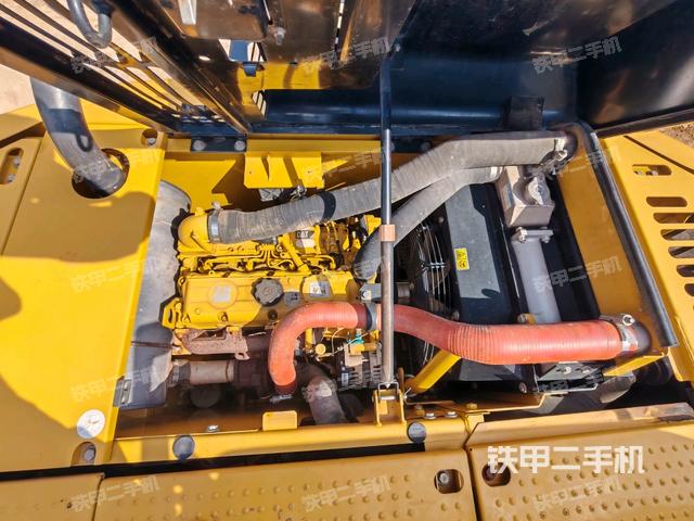 发动机整体俯视（整机外观）