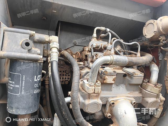 回轉(zhuǎn)馬達(dá)和主控閥（整機(jī)外觀）