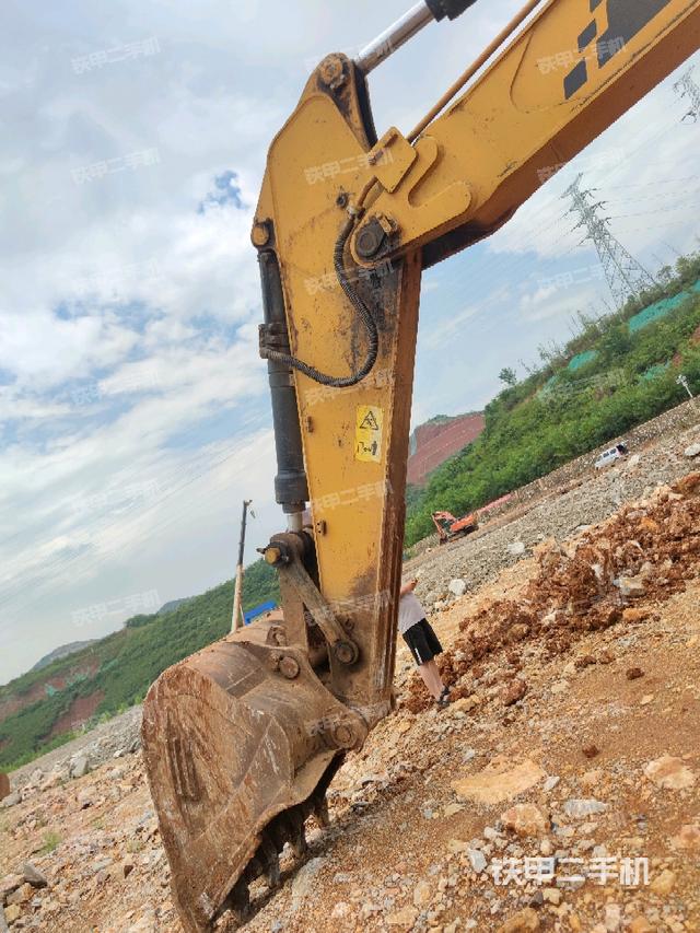 小臂整體左后（工作和回轉(zhuǎn)裝置）