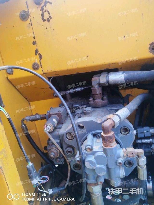 液压泵斜45 左（大件舱室）