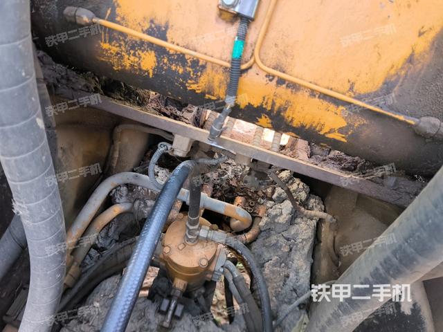 增压器特写(上车部件) 增压器特写(上车部件)