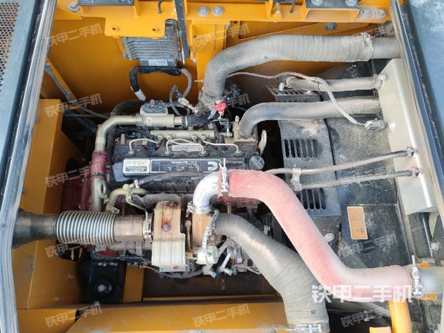 發(fā)動機(jī)整體俯視（整機(jī)外觀）